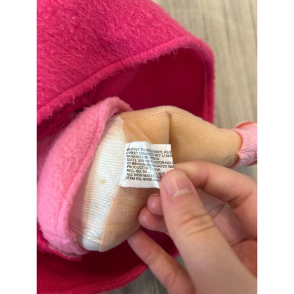 Vintage 1989 Jim Henson Muppets Miss Piggy Pink Dress Poodle Skirt Plush Doll - Picture 4 of 5